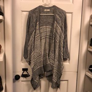 Barley worn Abercrombie Open Front Poncho Style Sweater.